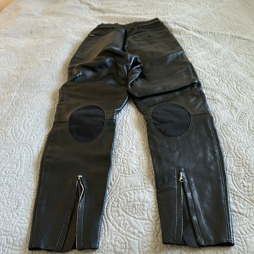 Vanson perforated leather size 10 women’s riding pants